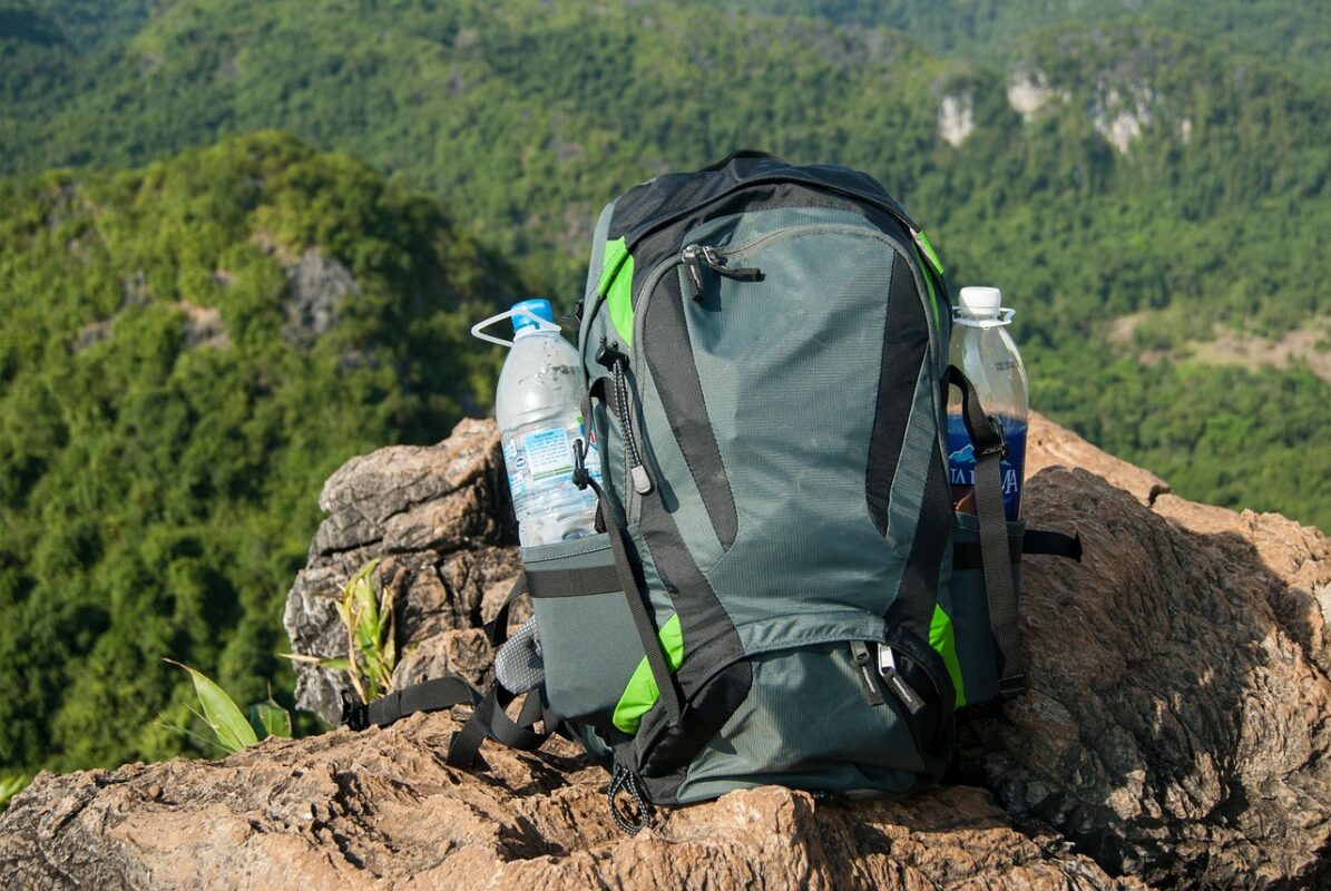 Packing a daypack so the weight sits right